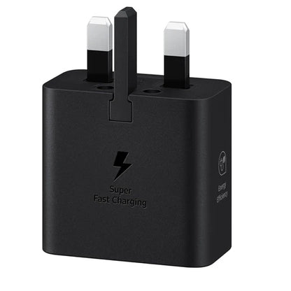 UGREEN USB-C 25W PD Charger With C-C 2M Cable CD250 Black 25W Super Fast Charging UK Plug & 2-Year Warranty